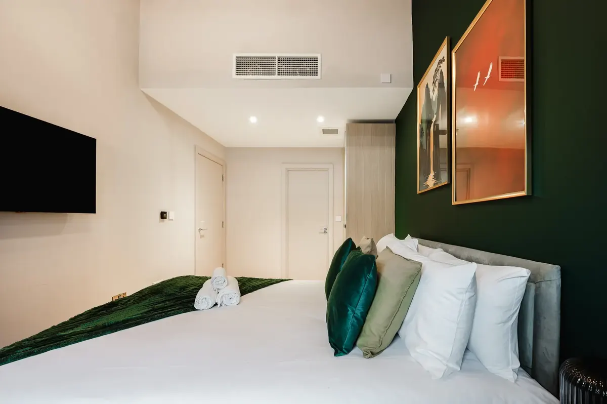 Main bedroom