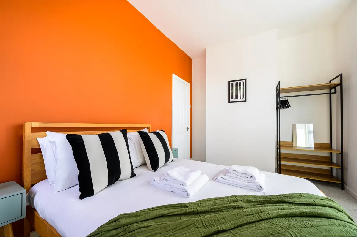 Second bedroom